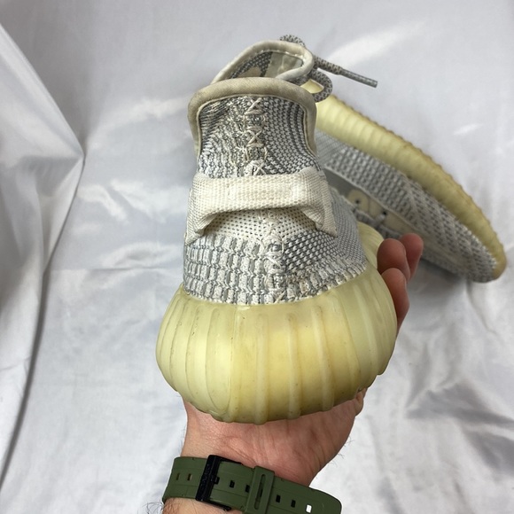 adidas yeezy boost 350 v2 Static NON REFLECTIVE - Picture 8 of 16